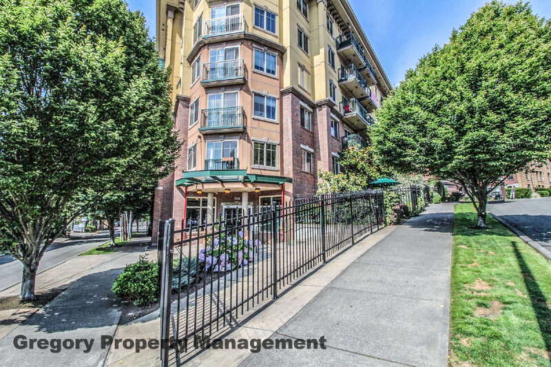Seattle Condo: 700 E Denny Way