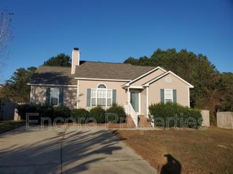 Fuquay Varina House: 433 Haybale Court