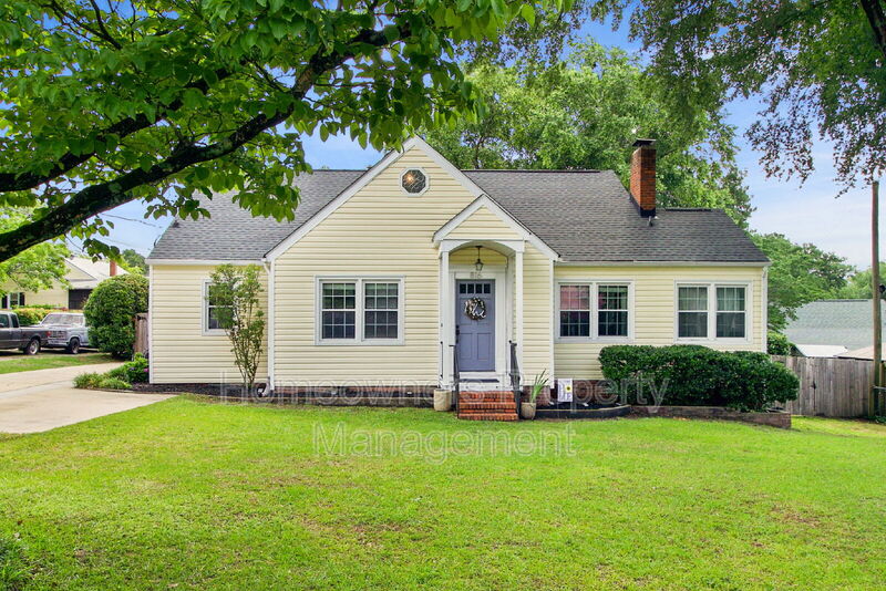 Fayetteville House: 816 Winston Avenue