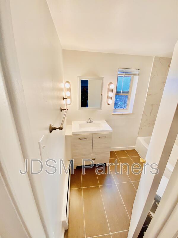 Denver Condo: 80 S Washington St #5