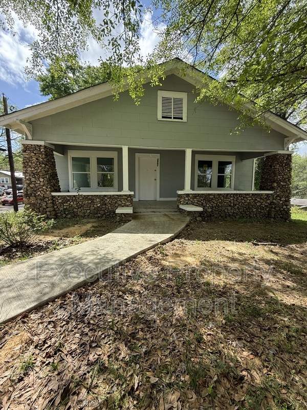 Birmingham House: 1401 9th Avenue