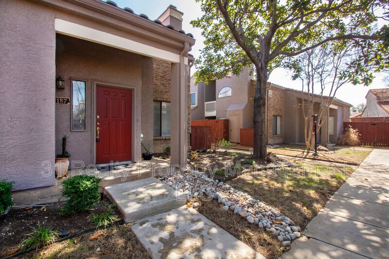 Dallas House: 4242 N Capistrano Dr APT#187