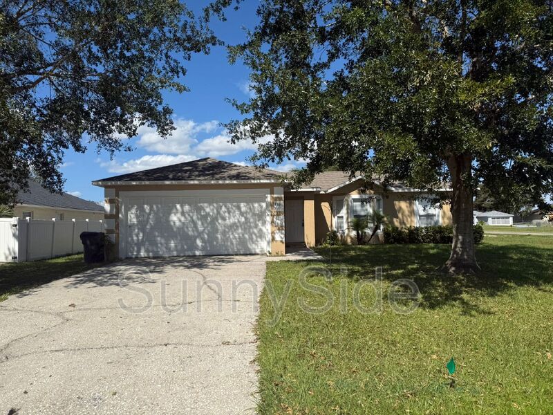 Kissimmee House: 460 Eagle Drive