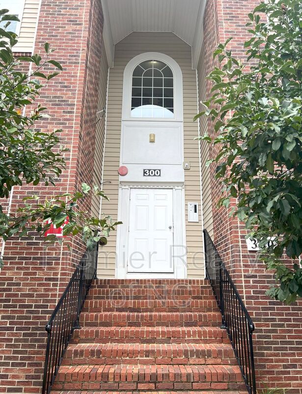 Request a Viewing for 334 Mill Pond Dr Tenant Turner