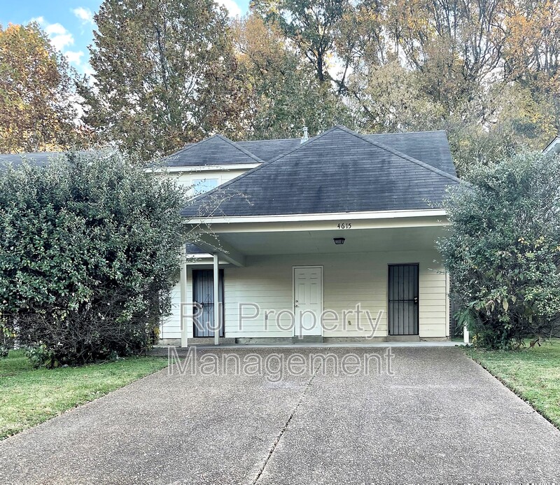 Memphis House: 4615 Addington Dr