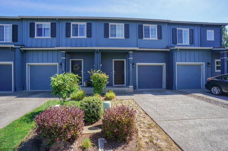 Vancouver Townhome: 2105 Northeast 118th Place