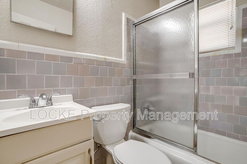 Fort Worth House: 3419 South University Drive
