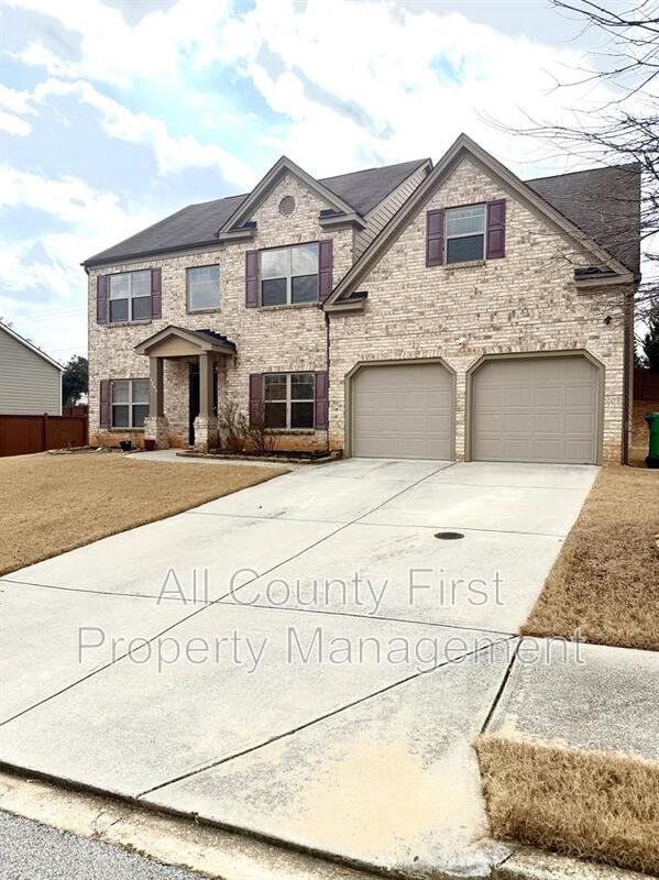 Decatur House: 3263 Highgrove Lane