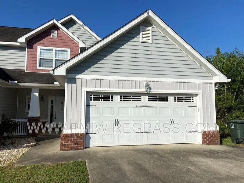 Enterprise Townhome: 229 Charleston Drive