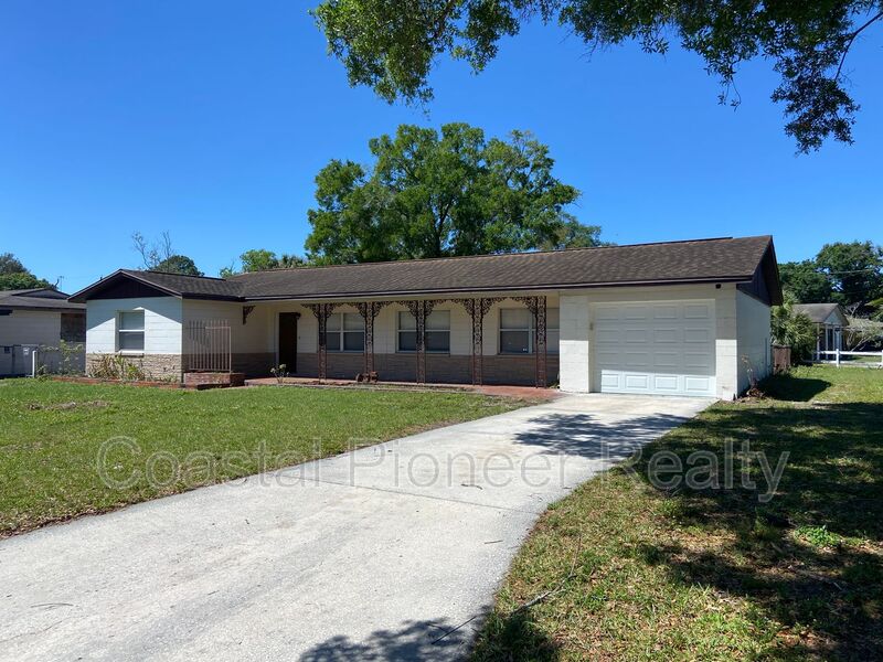 Tampa House: 7306 Kingsbury Circle