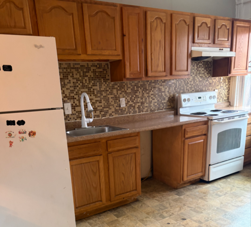 Baltimore House: 210X Federal St