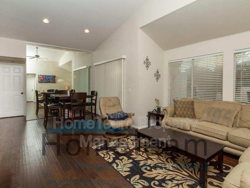 2 BR/ 2.5 BA 1025 SQFT Rancho Del Rey/ Chula Vista Townhouse - Photo 3