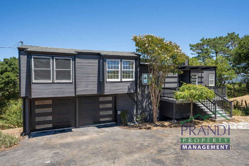 San Anselmo House: 645 Fawn Dr