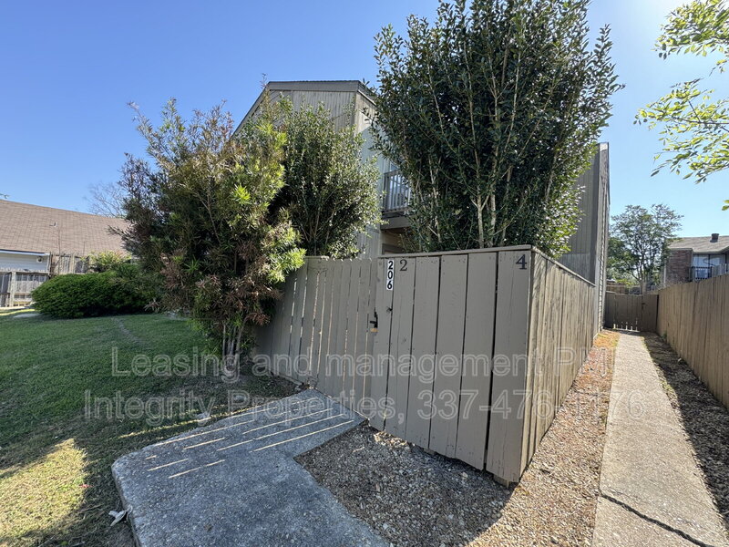 Lafayette Condo: 206 Elks Cove