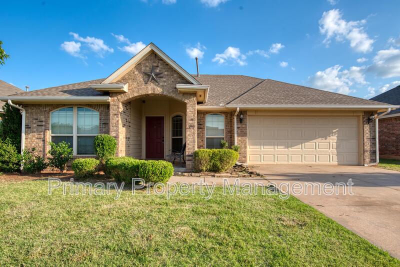 Piedmont House: 11908 NW 136th Ter