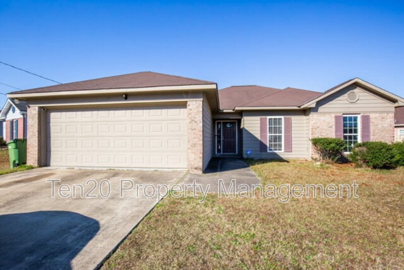 Columbus House: 5711 Boby Dr
