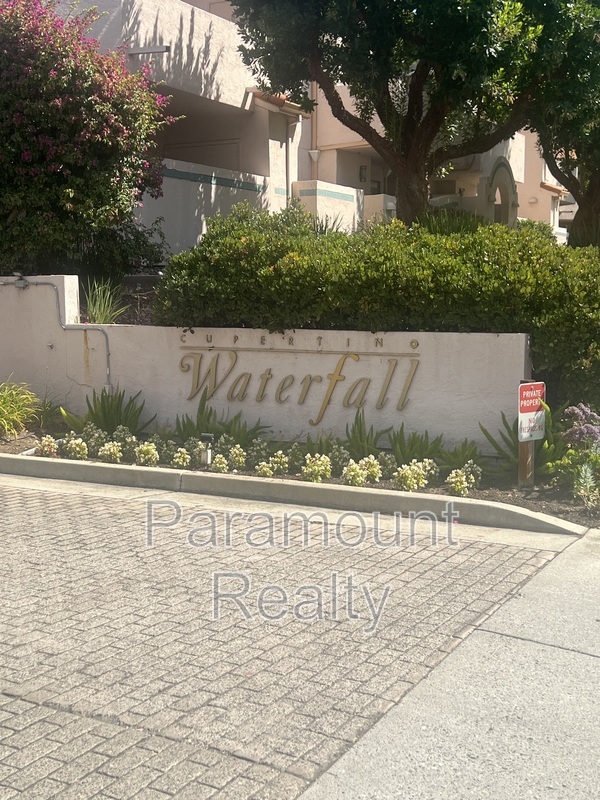 Cupertino Condo: 10228 Nile Dr