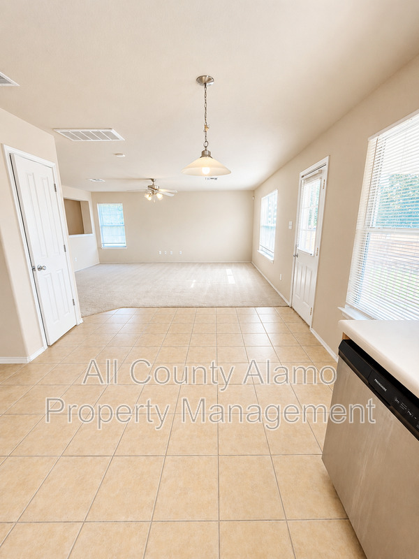 Main Rental Photo 8