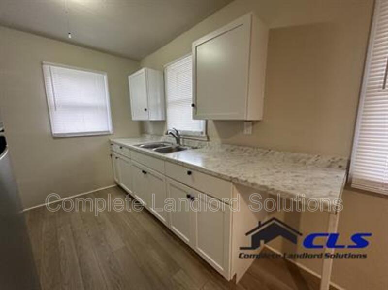 Terre Haute House: 2301 4th Avenue