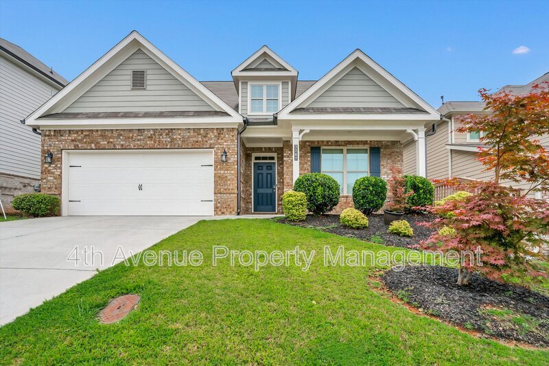 Buford House: 3267 Over Hill Ct
