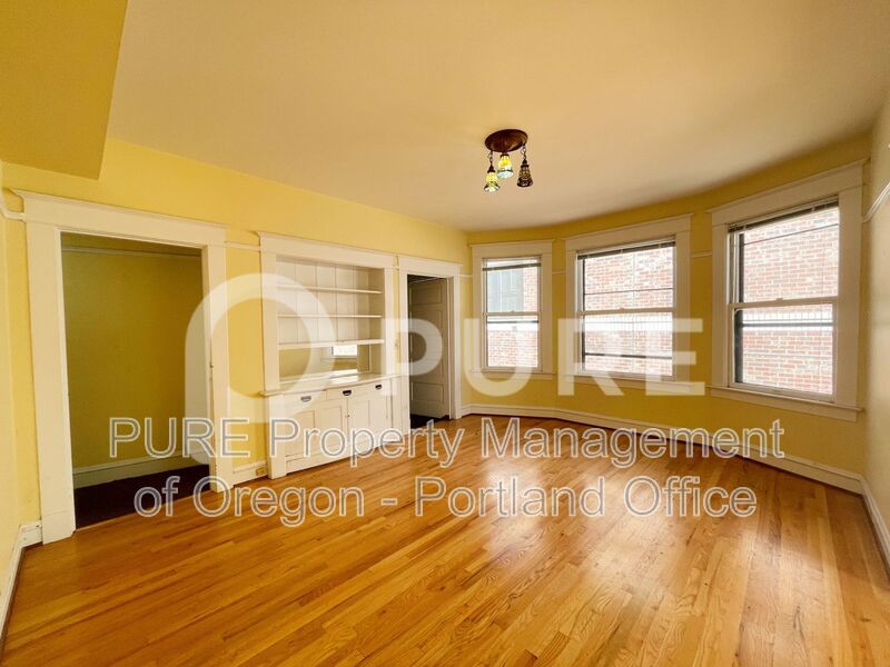 Portland Condo: 2167 SW Yamhill St.