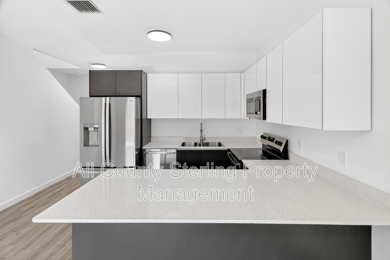 Gainesville Townhome: 1611 NW 29th Road