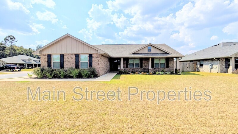 Milton House: 5669 Old Stone Boulevard