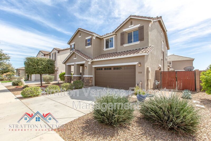Queen Creek House: 21139 E Cherrywood Dr