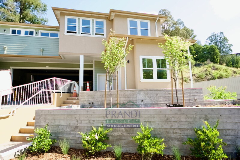 San Rafael Condo: 10 E Crescent Dr,