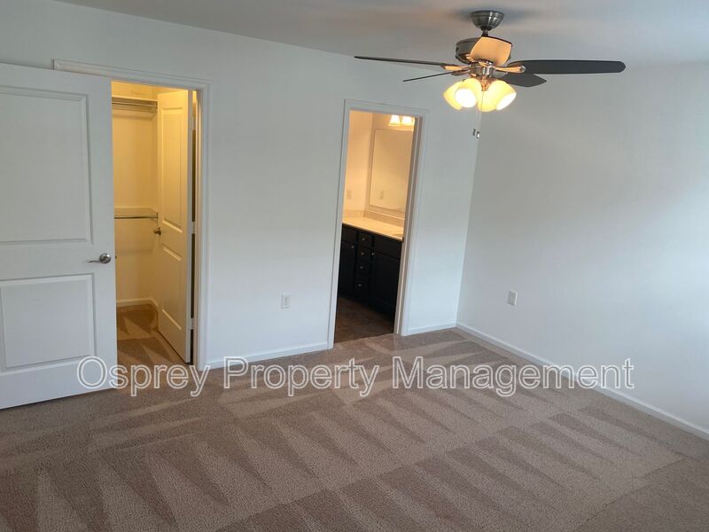 Stylish 2-Bedroom Condo in Spence Crossing - Photo 17