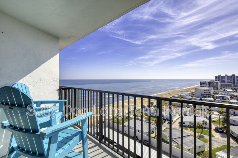 Ormond Beach House: 1415 Ocean Shore Blvd
