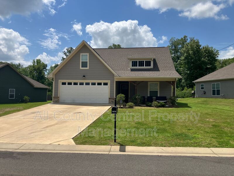 Bessemer House: 3870 Barton Lane