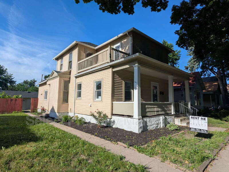 Fort Wayne Condo: 1235 Huestis Avenue