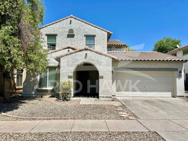 Glendale House: 7330 W Midway Ave
