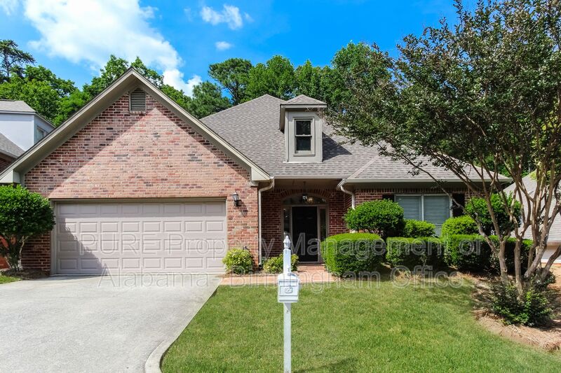 Hoover House: 6025 Terrace Hills Dr