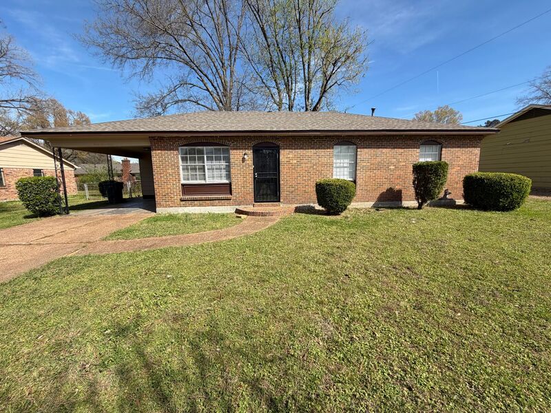 Memphis House: 4480 Whitesboro Cv