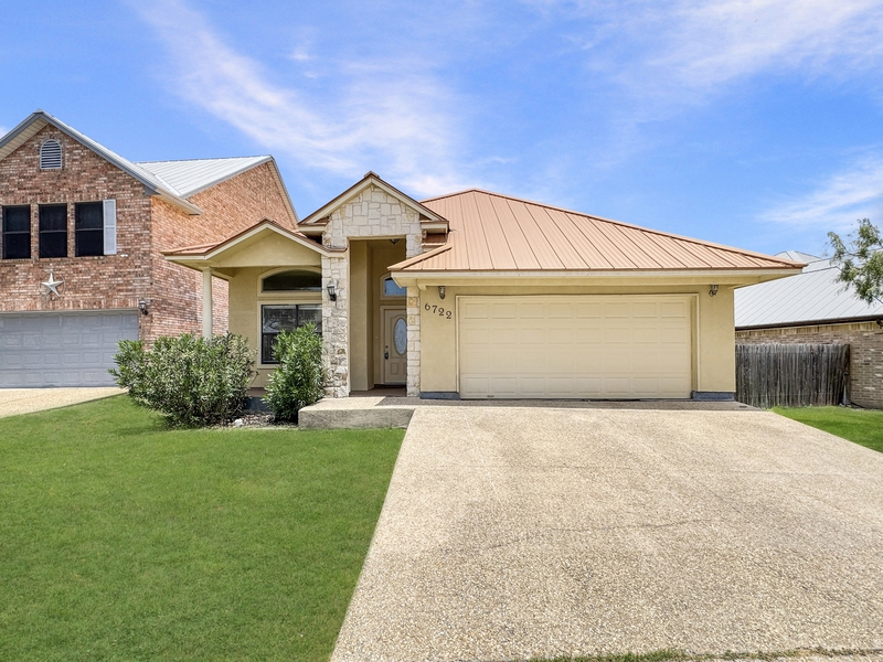 San Antonio House: 6722 Congressional Boulevard