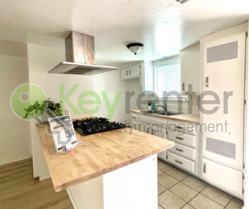 Sacramento House: 5614 Hillsdale Blvd