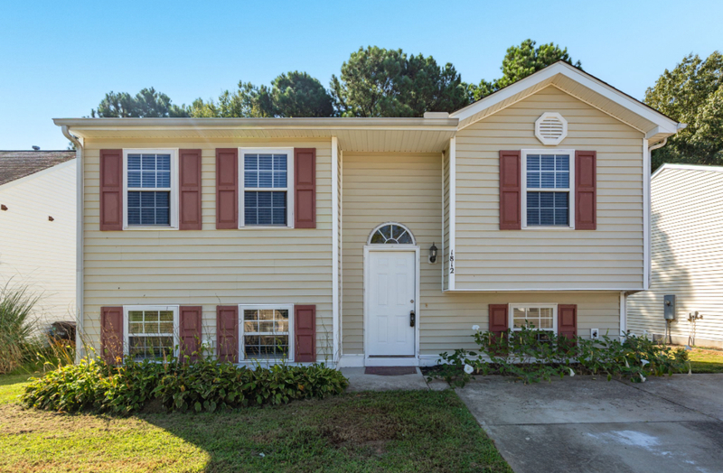 Durham House: 1812 Shiva Court