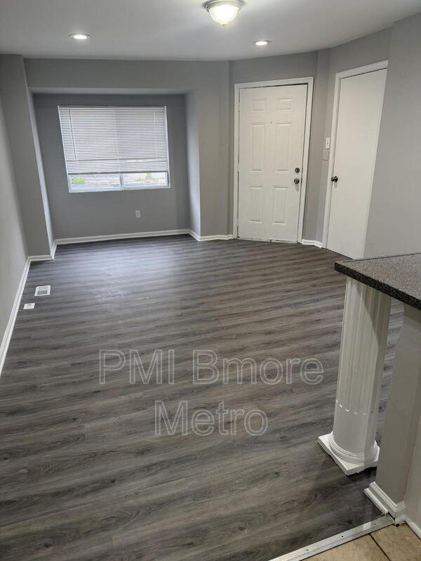 Baltimore Condo: 2643 E Madison St