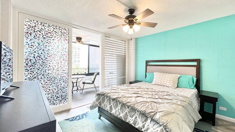 Honolulu Condo: 1720 Ala Moana Blvd.