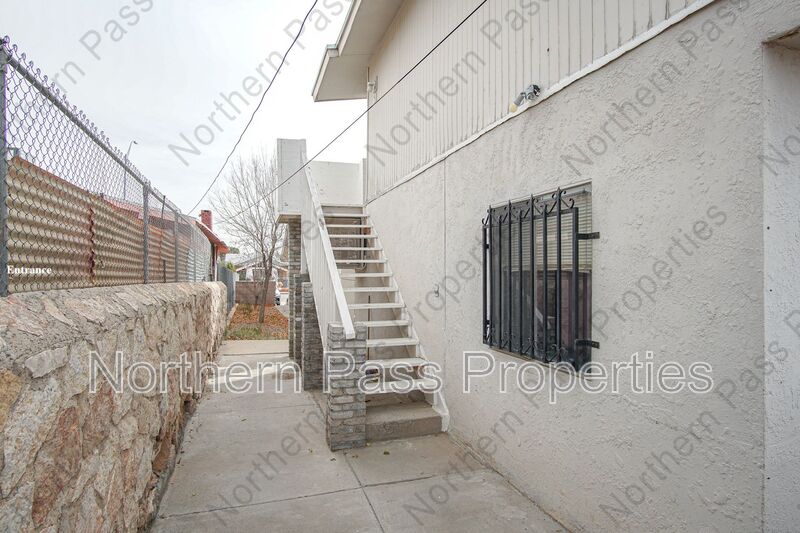 El Paso Condo: 3403 Pershing