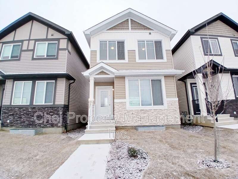Edmonton House: 1918 209 St NW