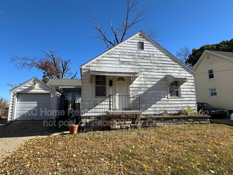 Kansas City House: 2115 N 40th Street