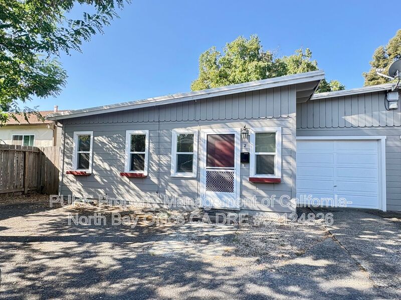 Petaluma House: 2 Kandace Court