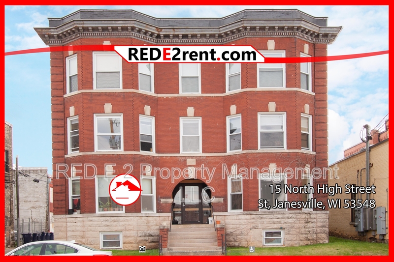 Janesville Condo: 15 North High Street - 2