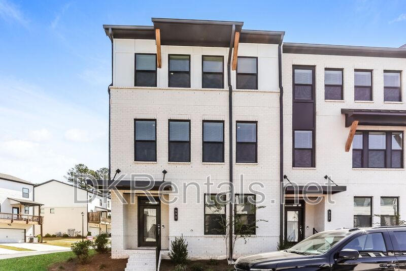 Lawrenceville House: 339 Sammon Way