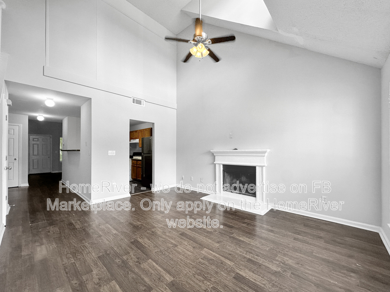 Union City House: 4044 Ravenwood Ct