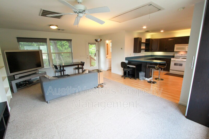 Austin House: 7910 Ceberry Dr