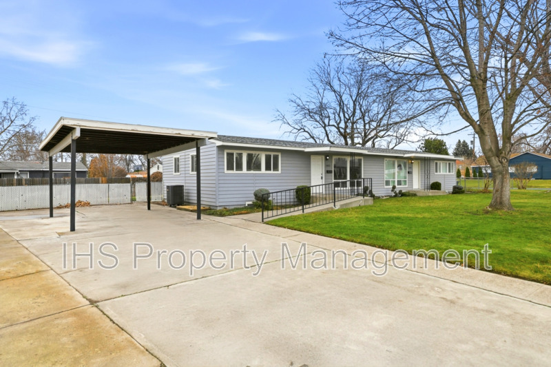 Richland Condo: 1402 Potter Ave